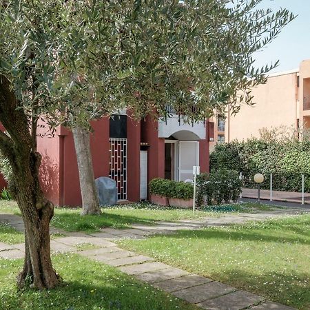 Residence Holiday Sirmione B8 Екстер'єр фото