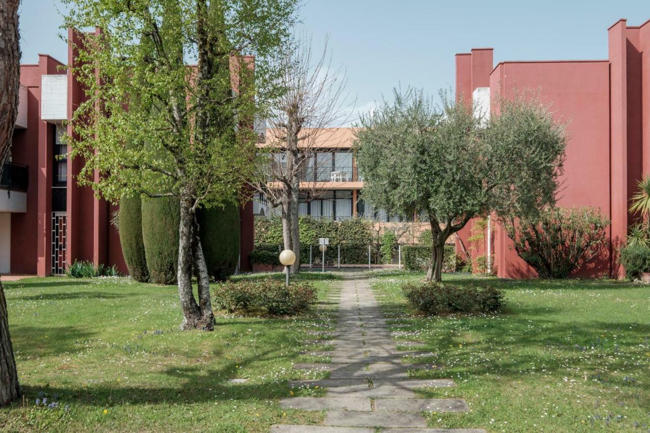 Residence Holiday Sirmione B8 Екстер'єр фото